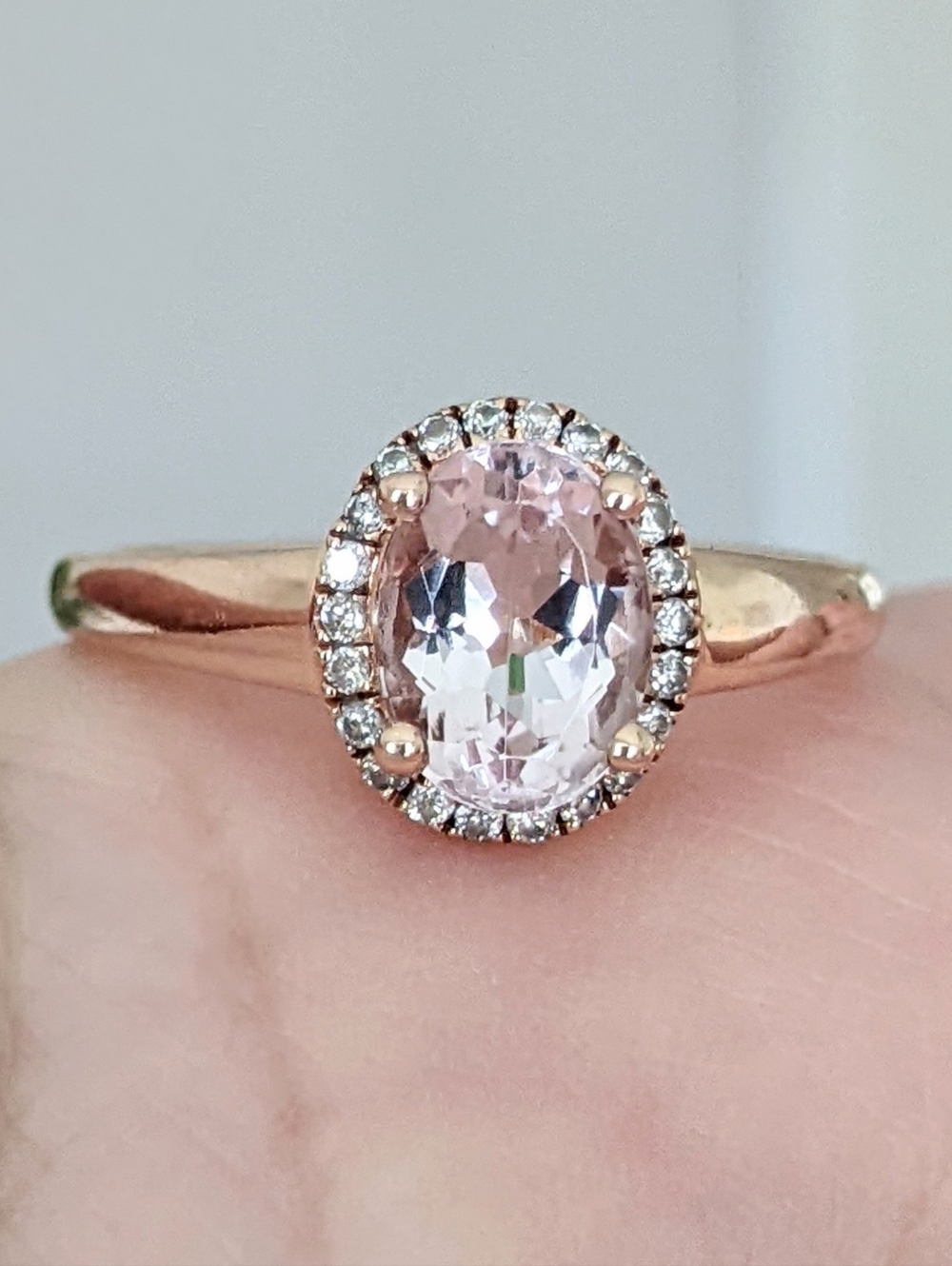 10K Rose Gold Light Pink Morganite Ring With Diamond Halo